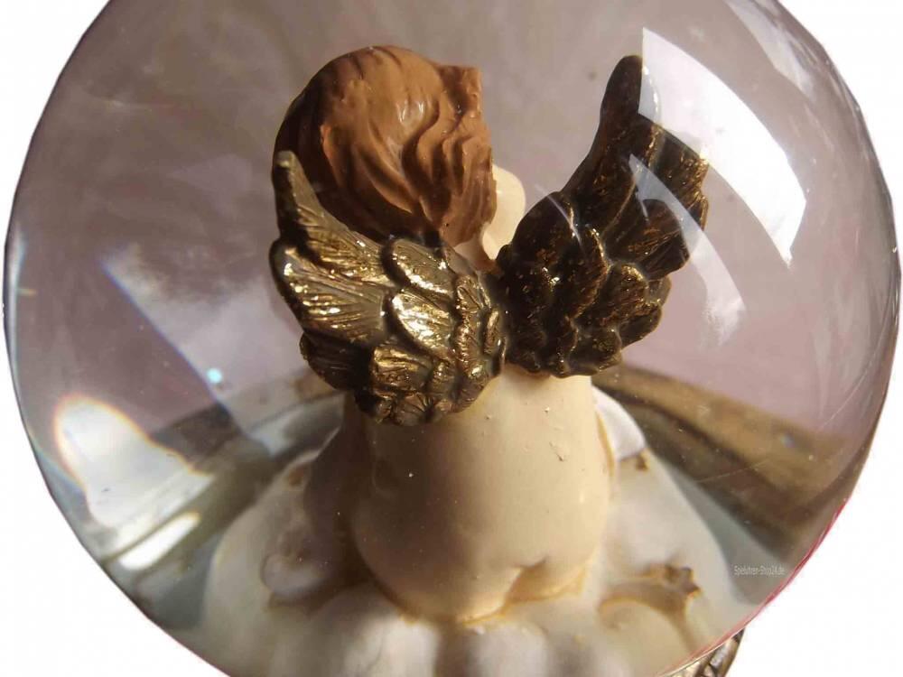 Spieluhren-Schneekugel mit Engel Putte schlafend, Rücken