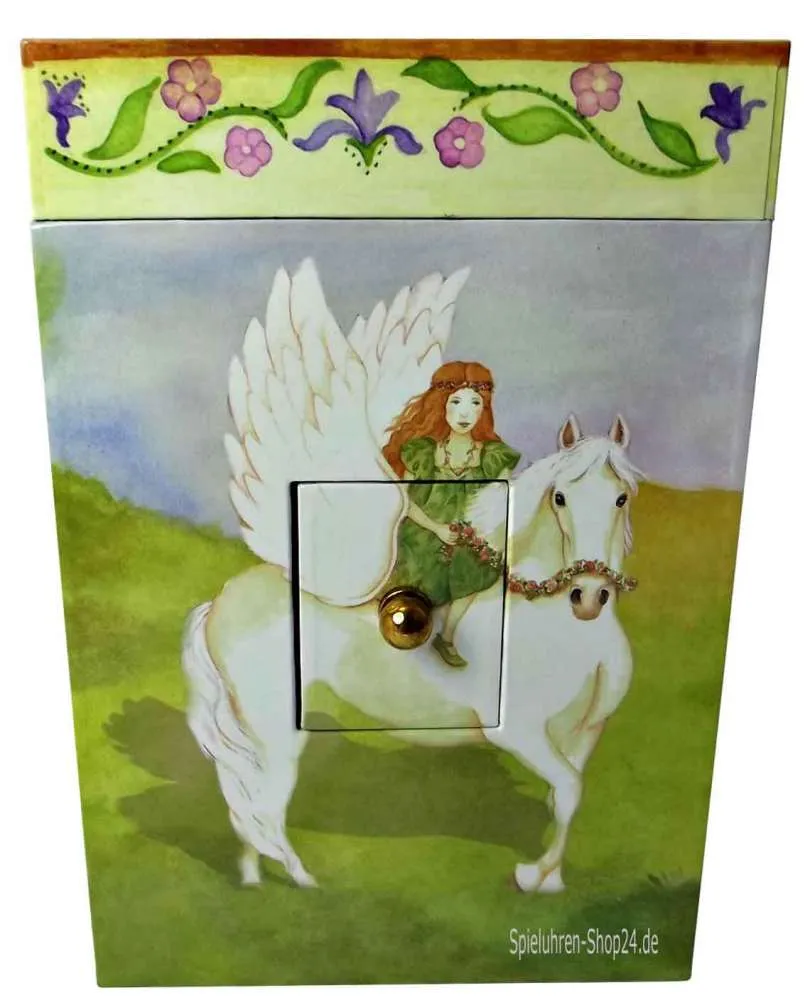 Die linke Spieluhrenseite zeigt Pegasus mit einer Elfe auf seinem Rücken