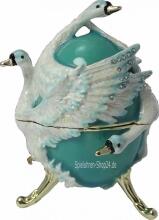 Schmuckei türkis mit drei stolzen Schwänen