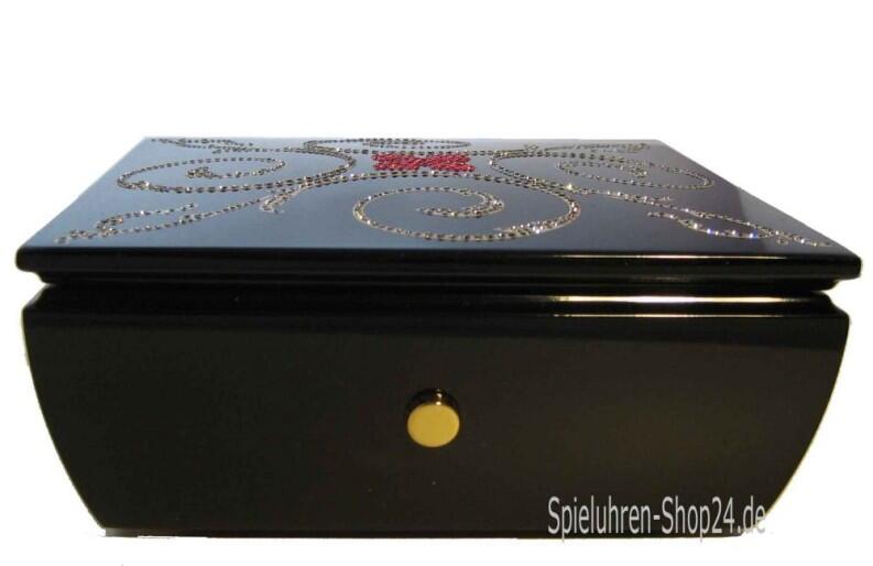 Ansicht vorn auf geschlossene Reuge Spieluhr Fairy Tale Crystal