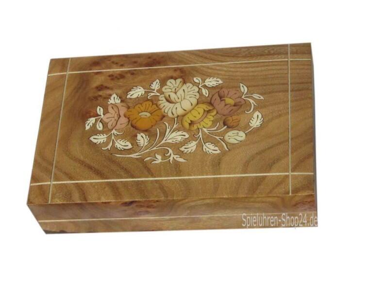 Schatulle Böhme Music mit Blumenintarsien und drehender Ballerina, Spieluhr geschlossen, Ansicht von