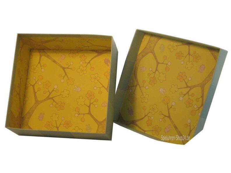 Musik Plüsch Spieluhr Stern mit Engelshase hellblau, leere Geschenkbox